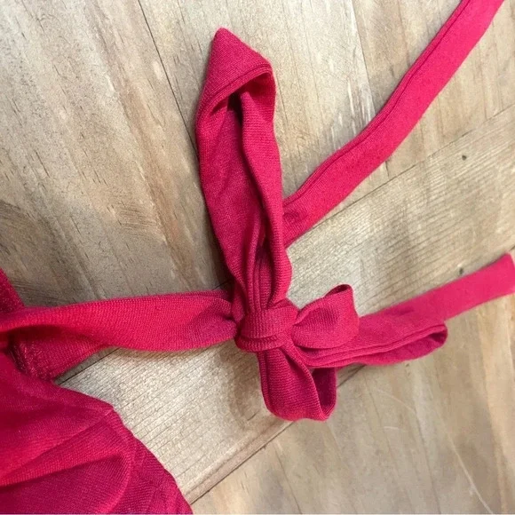 Urban Outfitters Large Red Tie Spaghetti Strap Crop Top Fitted Bust Large EUC - Picture 7 of 8